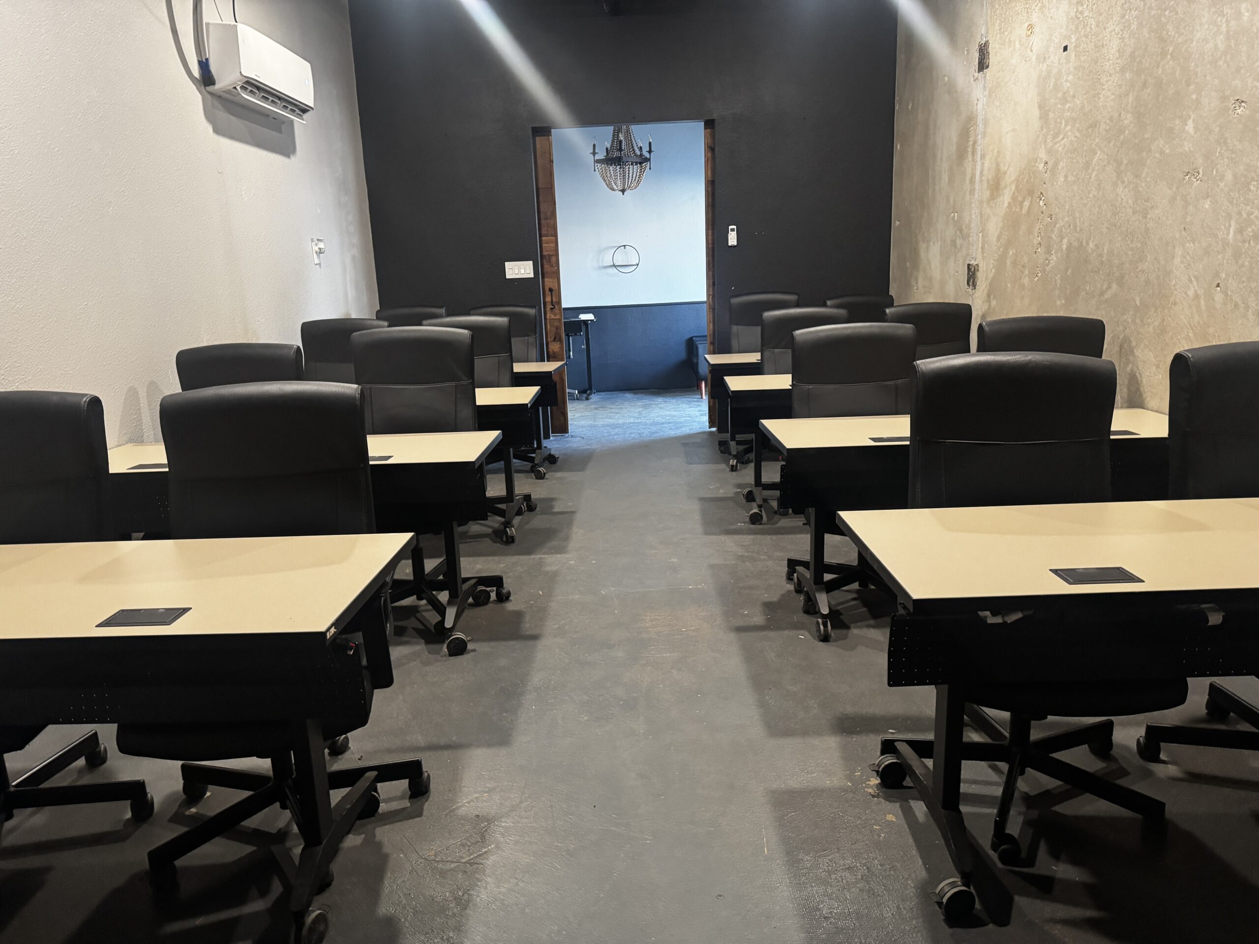 Training room rental Granbury TX — classroom setup